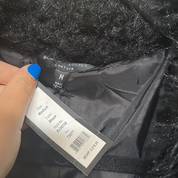 NWT Romeo & Juliet Couture Black Faux Fur Coat - Picture 2 of 5